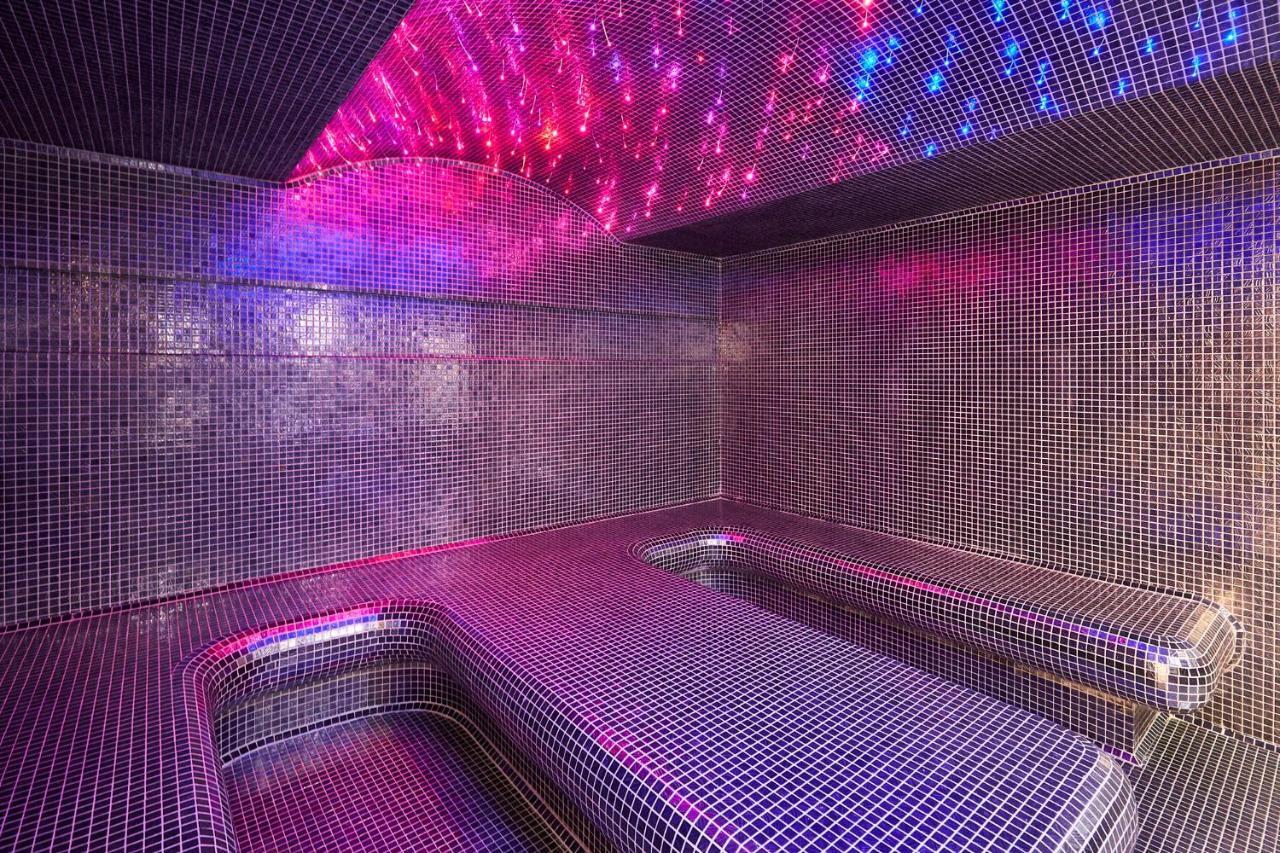 A Hoteli - Grand&Sky Hotel Tornik Zlatibor Exterior photo A modern steam room