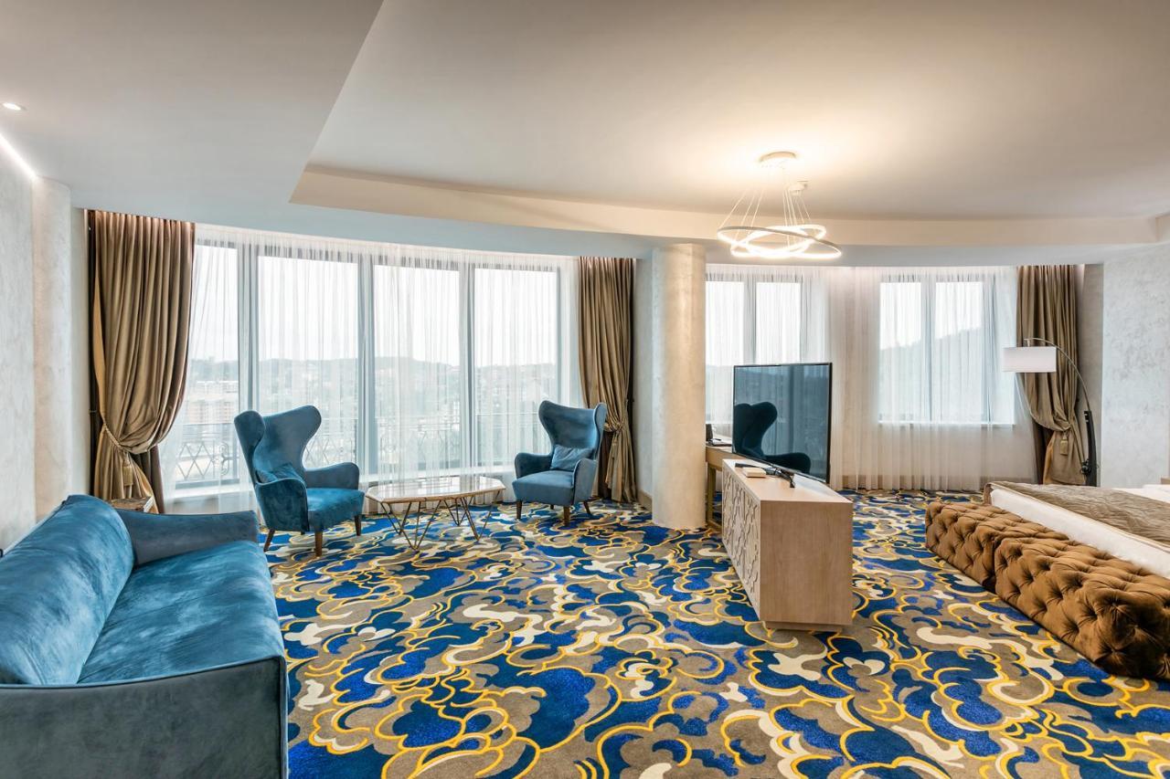A Hoteli - Grand&Sky Hotel Tornik Zlatibor Exterior photo A carpet in a hotel room