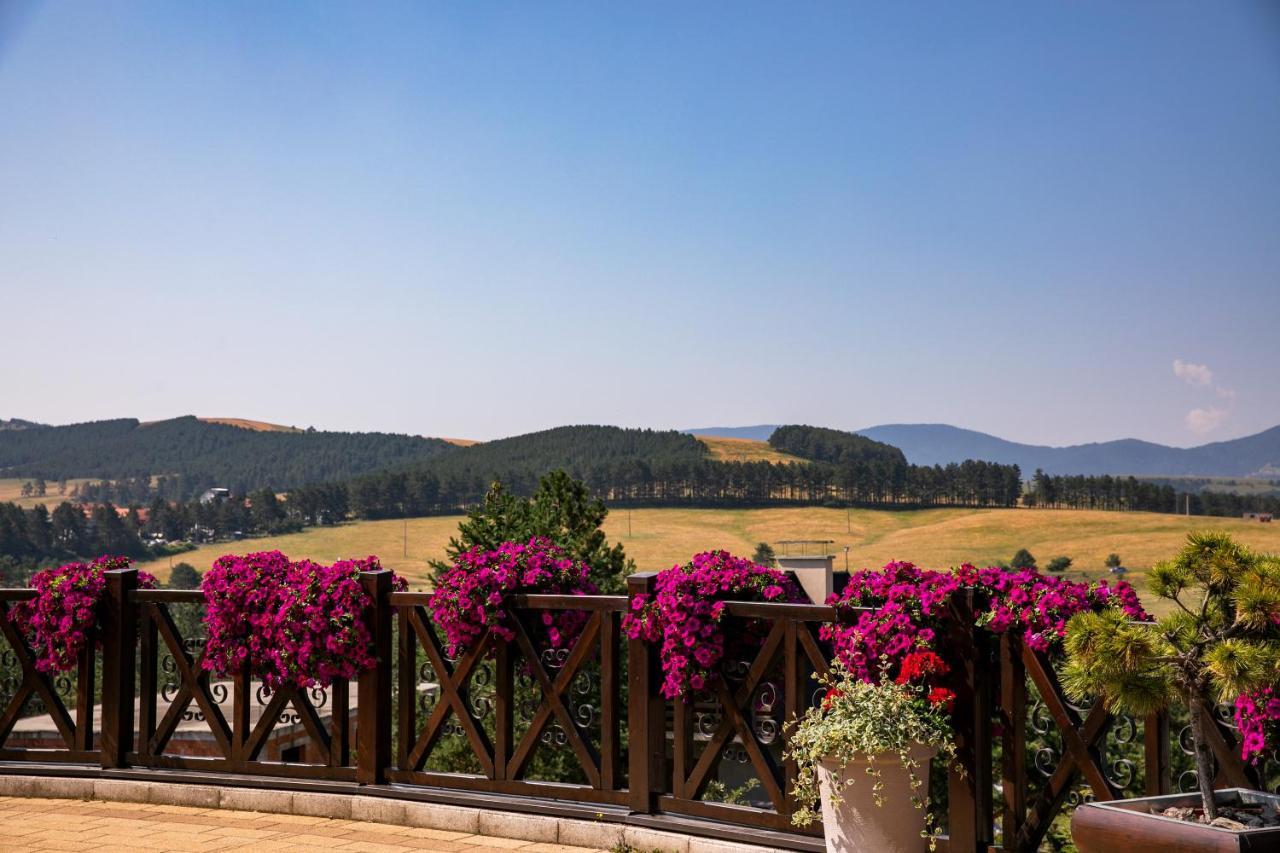 A Hoteli - Grand&Sky Hotel Tornik Zlatibor Exterior photo View of the town
