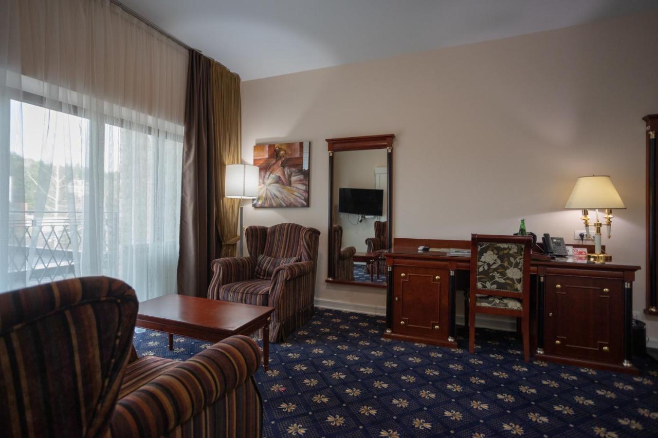 A Hoteli - Grand&Sky Hotel Tornik Zlatibor Exterior photo Suite