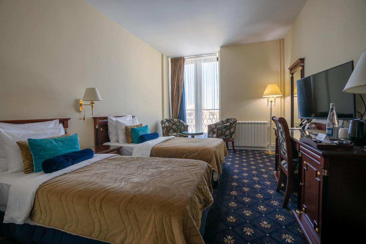 A Hoteli - Grand&Sky Hotel Tornik Zlatibor Exterior photo A room at the hotel