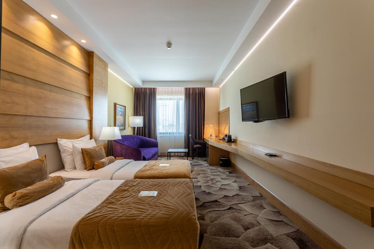 A Hoteli - Grand&Sky Hotel Tornik Zlatibor Exterior photo A room at the hotel